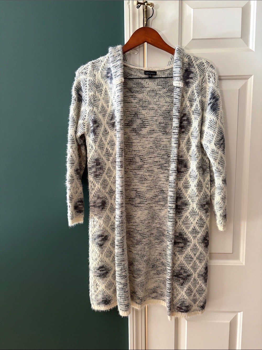 Open-Front Diamond Knit Cardigan Sweater - Cream & Blue-Grey